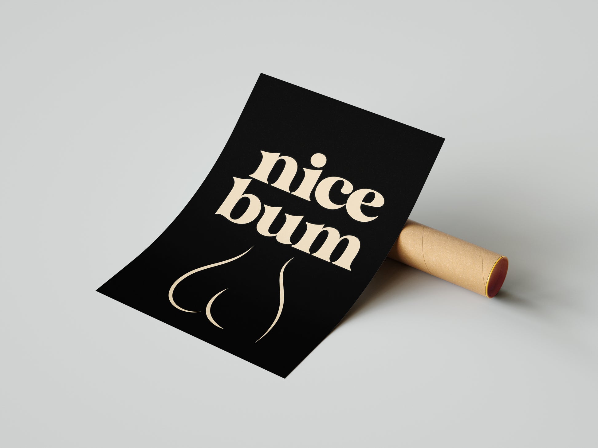 Nice Bum – śmieszny plakat do łazienki mockup 5