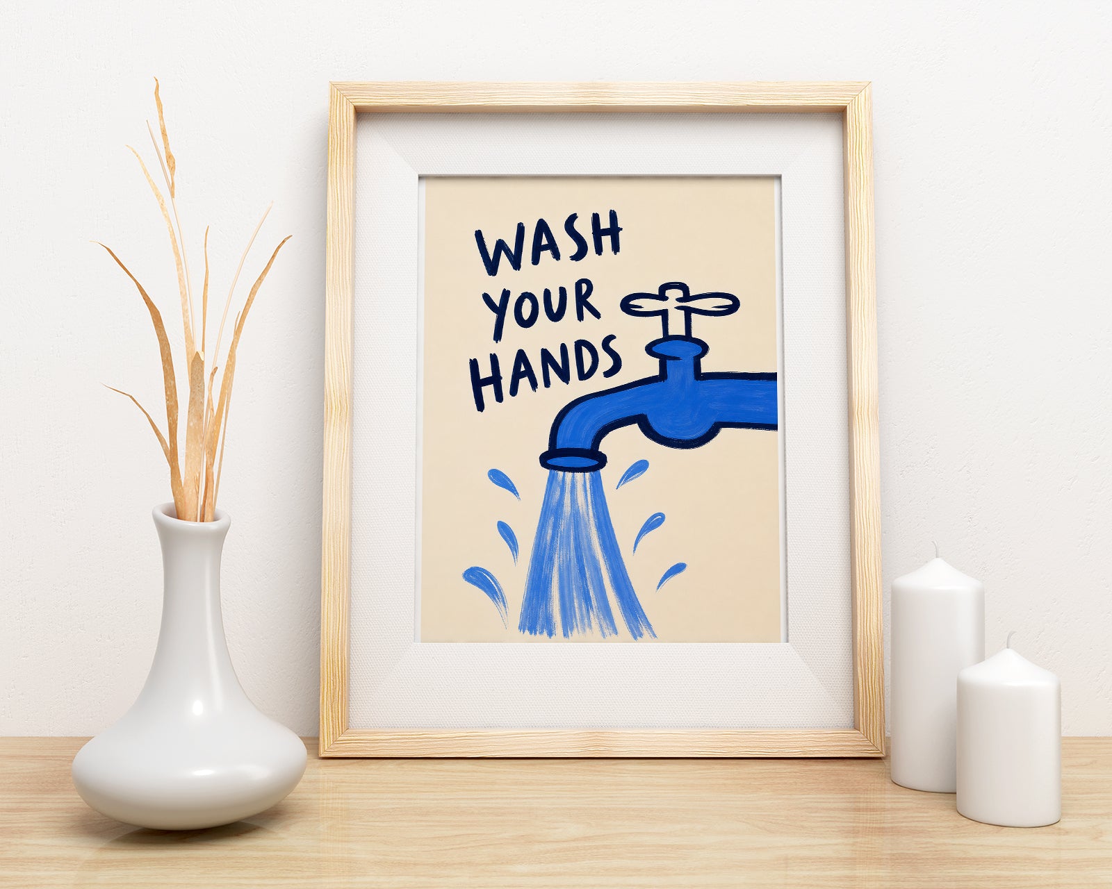 Plakat do łazienki Wash Your Hands z kranem mockup 5
