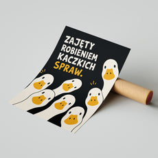 Śmieszny plakat do łazienki z kaczkami mockup 3